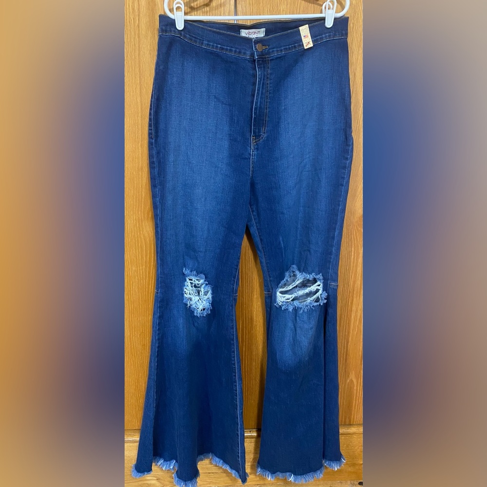 NWT distressed Bell Bottoms 3X